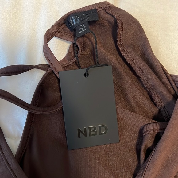 NWT! Alora Midi Dress in Dark Brown by NBD - Picture 4 of 6